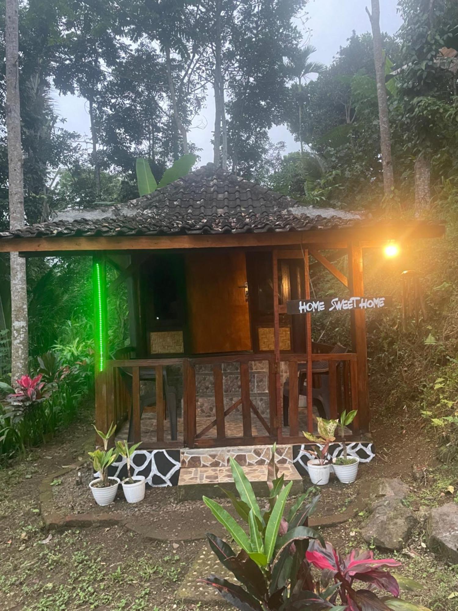 Sky garden Lombok Lägenhet Tetebatu Exteriör bild